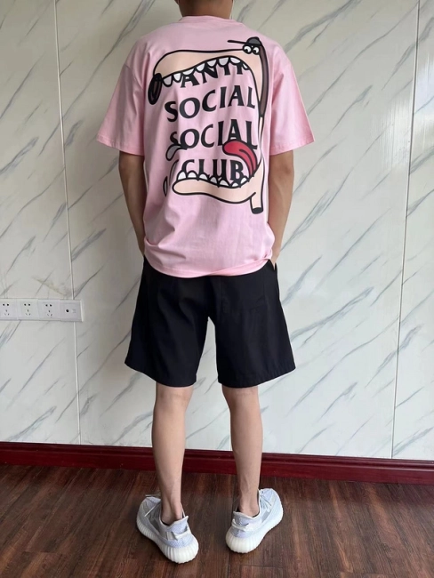 ANTI SOCIAL SOCIAL CLUB T-Shirt