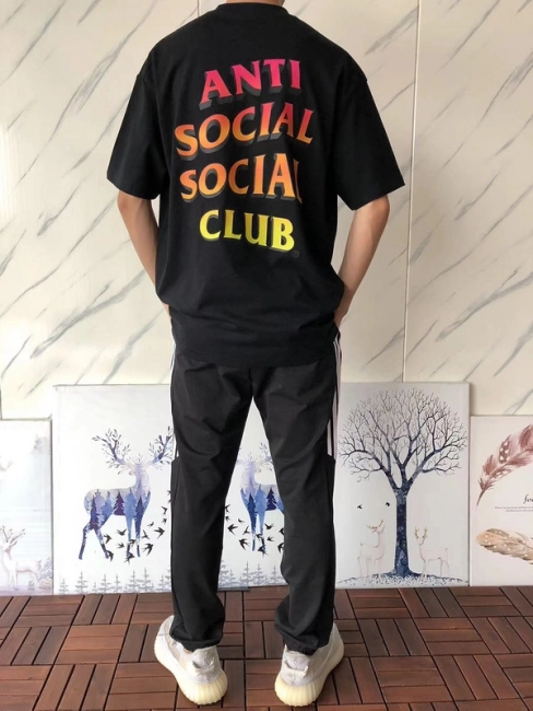 ANTI SOCIAL SOCIAL CLUB T-Shirt