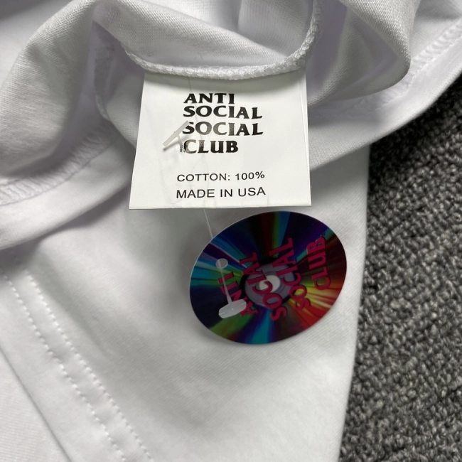 ANTI SOCIAL SOCIAL CLUB T-shirt