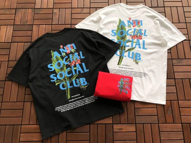 ANTI SOCIAL SOCIAL CLUB T-Shirt