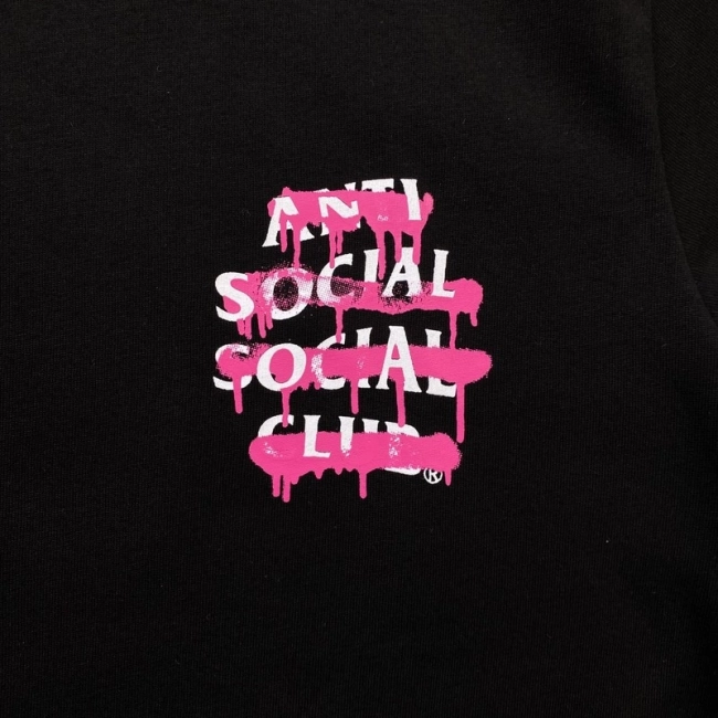 ANTI SOCIAL SOCIAL CLUB T-shirt