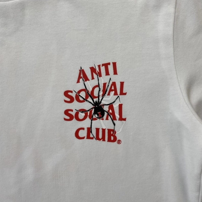 ANTI SOCIAL SOCIAL CLUB T-shirt