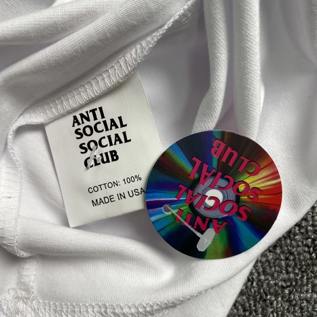 ANTI SOCIAL SOCIAL CLUB T-shirt