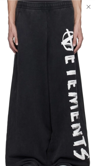 Vetements Pants