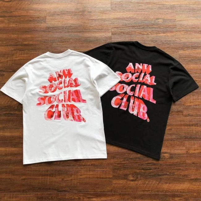 ANTI SOCIAL SOCIAL CLUB T-Shirt