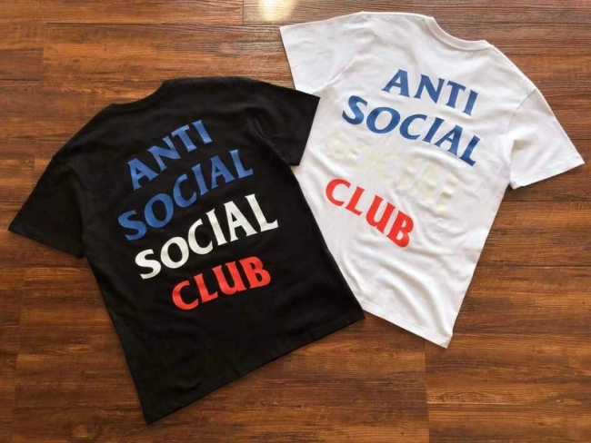 ANTI SOCIAL SOCIAL CLUB T-Shirt