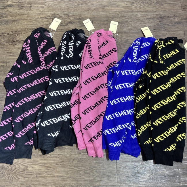 VETEMENTS Full Print Men&#039;s Sweater