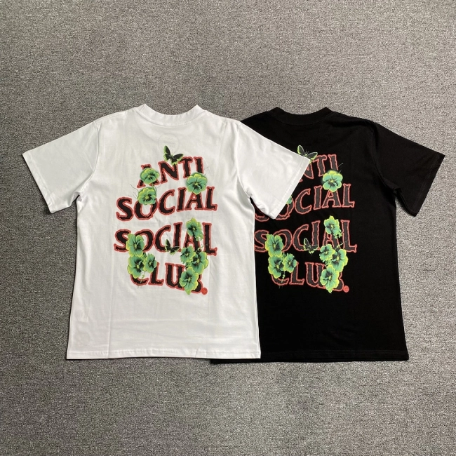 ANTI SOCIAL SOCIAL CLUB T-shirt