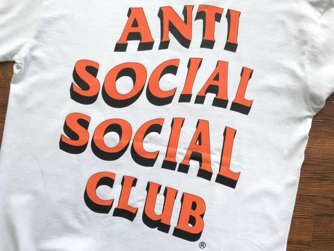 ANTI SOCIAL SOCIAL CLUB T-Shirt