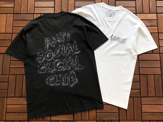 ANTI SOCIAL SOCIAL CLUB T-Shirt