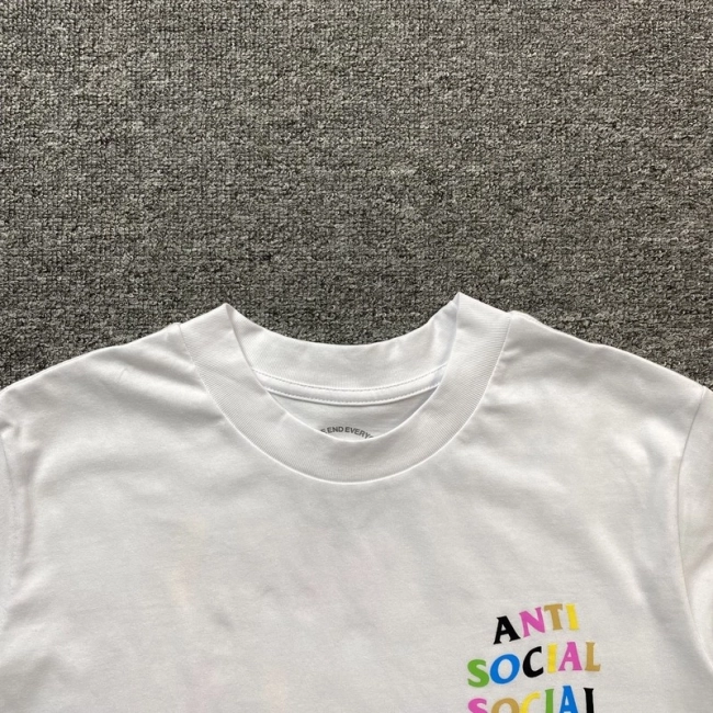 ANTI SOCIAL SOCIAL CLUB T-shirt