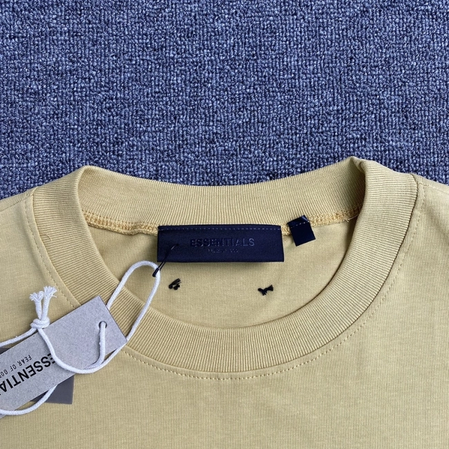 Fear of God ESSENTIALS T-shirt