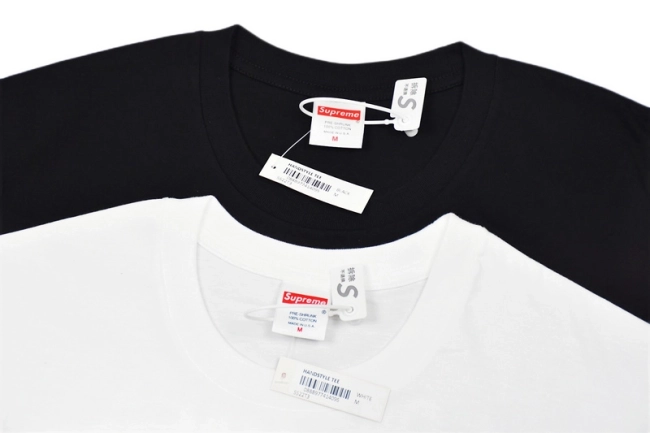 Supreme T-Shirt