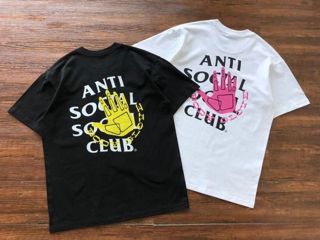 ANTI SOCIAL SOCIAL CLUB T-Shirt