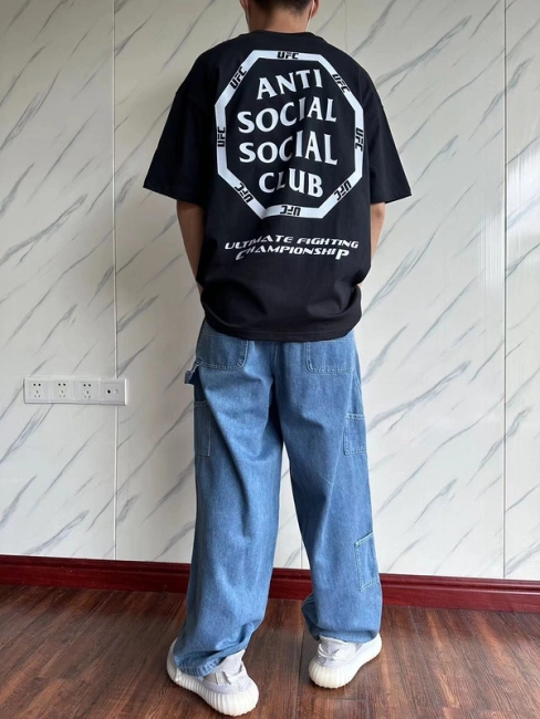 ANTI SOCIAL SOCIAL CLUB T-Shirt