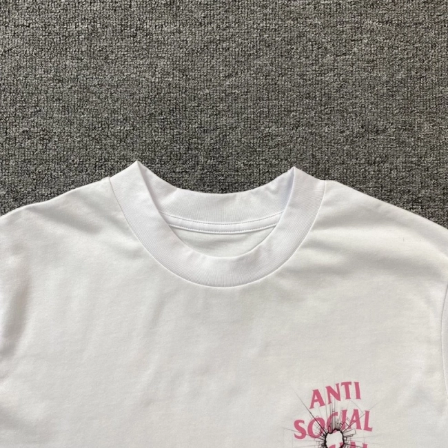 ANTI SOCIAL SOCIAL CLUB T-shirt