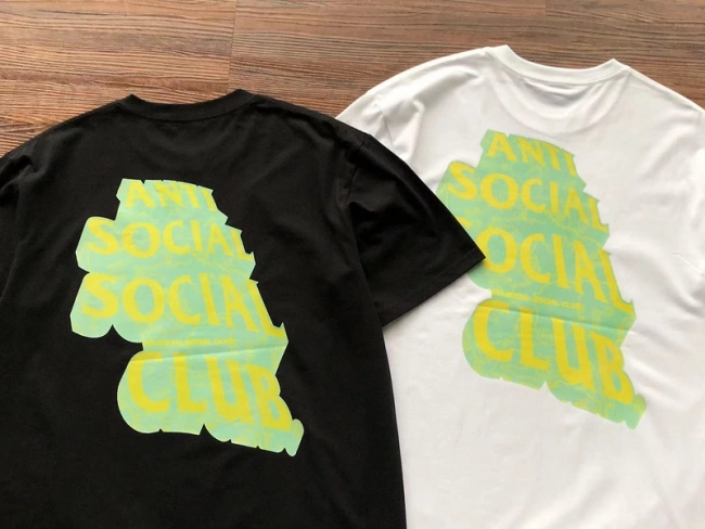 ANTI SOCIAL SOCIAL CLUB T-Shirt