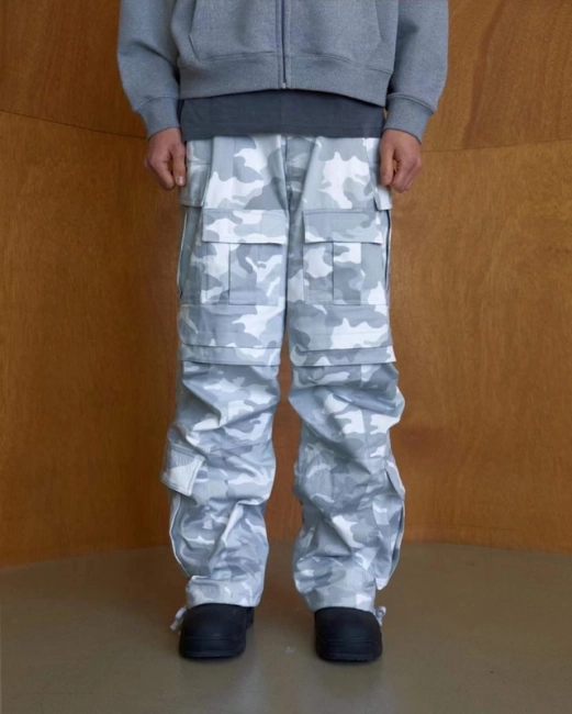 Far archive Camo Cargo Pant