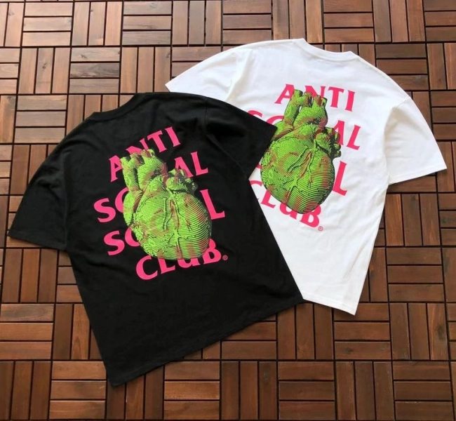 ANTI SOCIAL SOCIAL CLUB T-Shirt