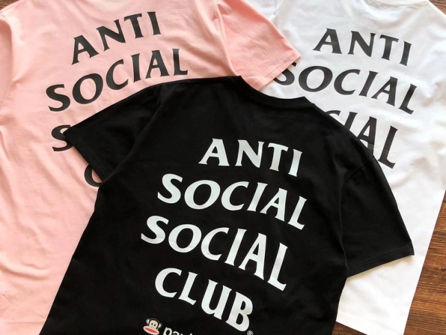 ANTI SOCIAL SOCIAL CLUB T-Shirt