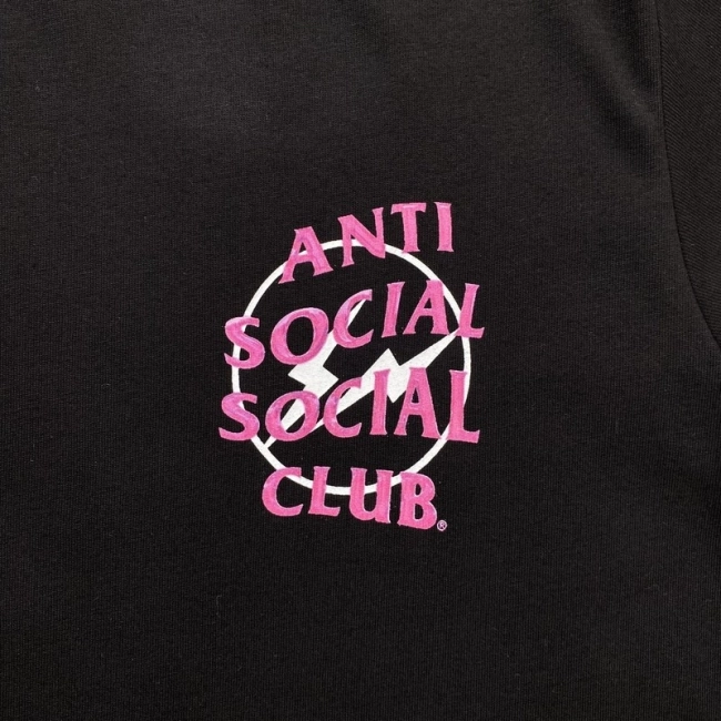 ANTI SOCIAL SOCIAL CLUB T-shirt