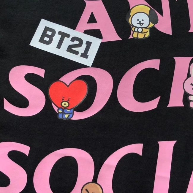 ANTI SOCIAL SOCIAL CLUB T-Shirt