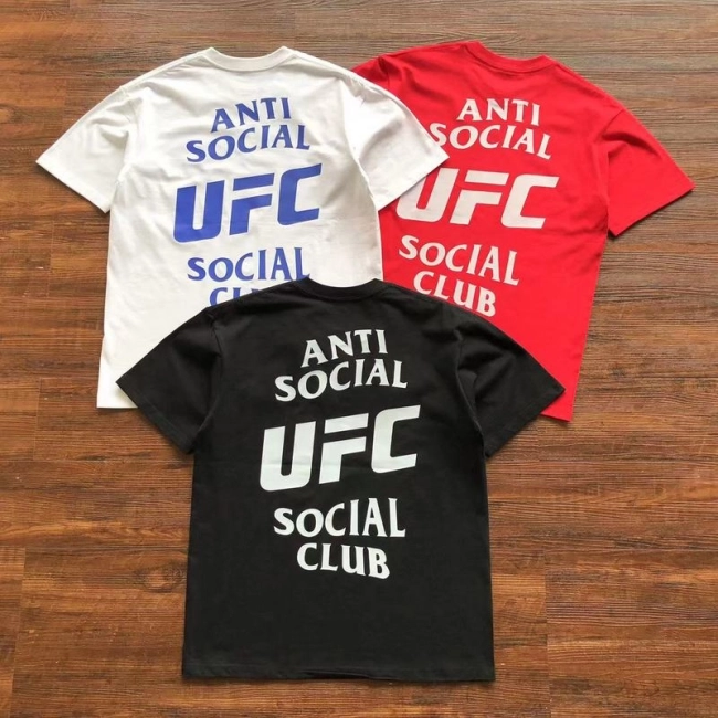 ANTI SOCIAL SOCIAL CLUB T-Shirt