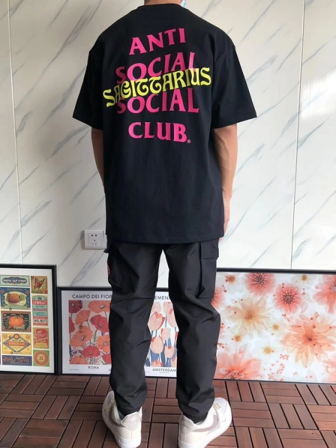 ANTI SOCIAL SOCIAL CLUB T-Shirt