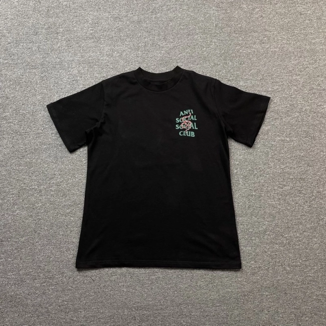 ANTI SOCIAL SOCIAL CLUB T-shirt