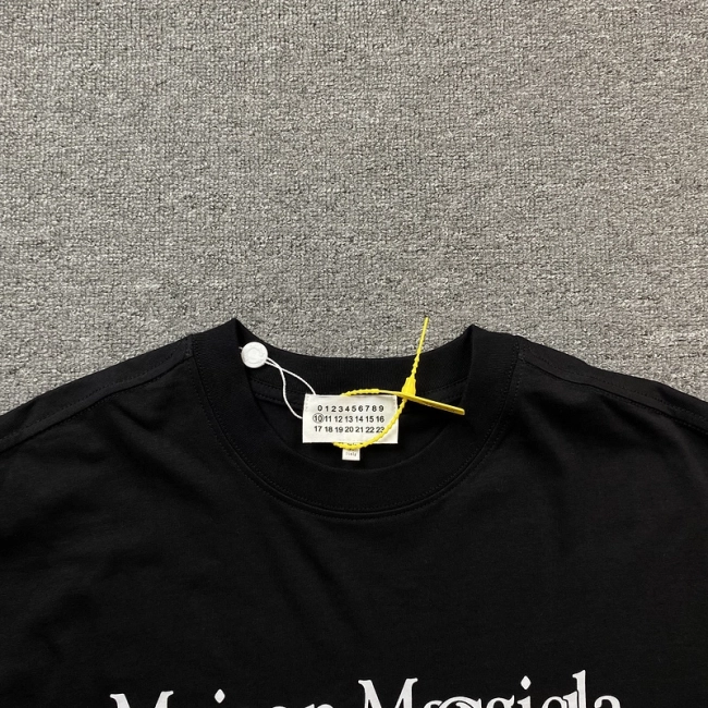 MM6 Maison Margiela T-shirt