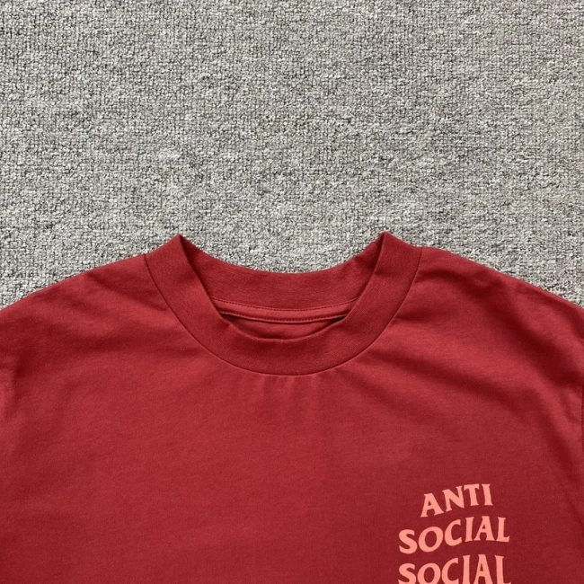 ANTI SOCIAL SOCIAL CLUB T-shirt