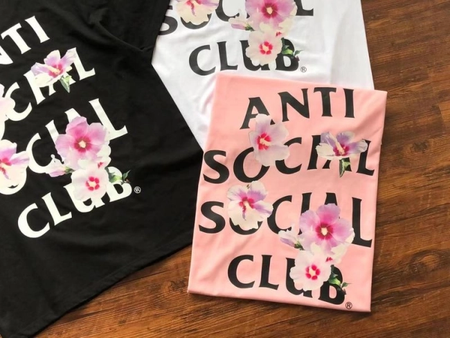 ANTI SOCIAL SOCIAL CLUB T-Shirt