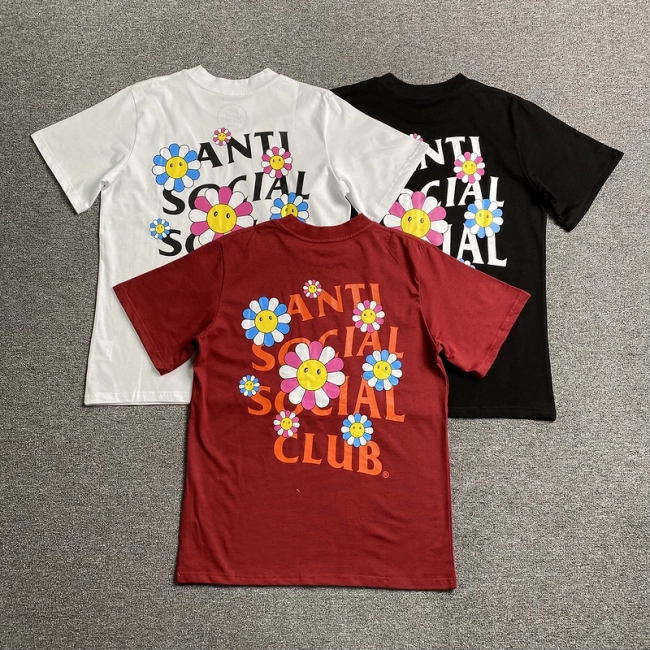 ANTI SOCIAL SOCIAL CLUB T-shirt