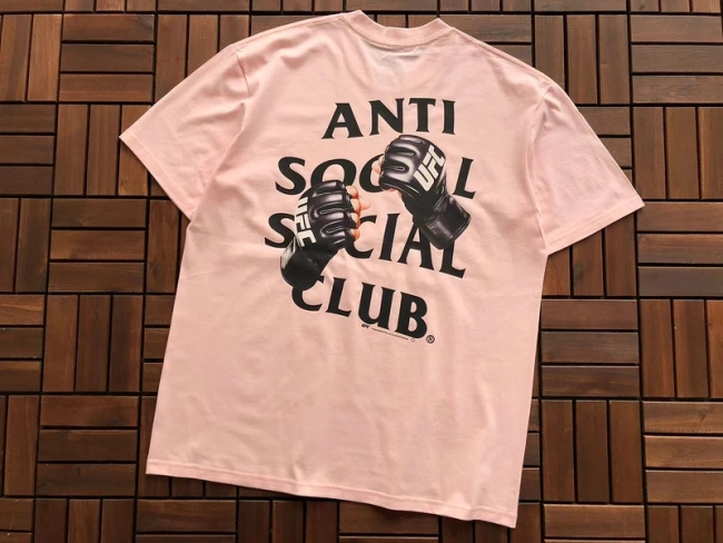 ANTI SOCIAL SOCIAL CLUB T-Shirt