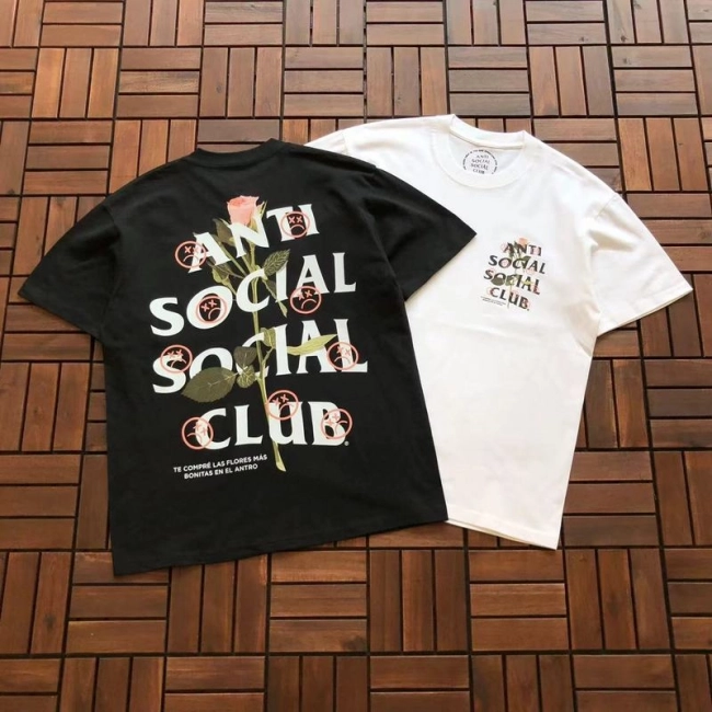 ANTI SOCIAL SOCIAL CLUB T-Shirt