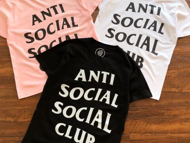 ANTI SOCIAL SOCIAL CLUB T-Shirt