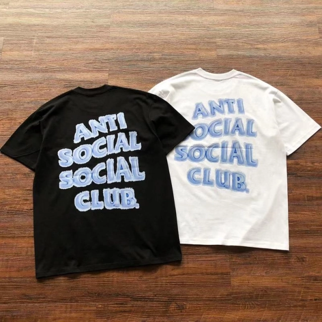 ANTI SOCIAL SOCIAL CLUB T-Shirt