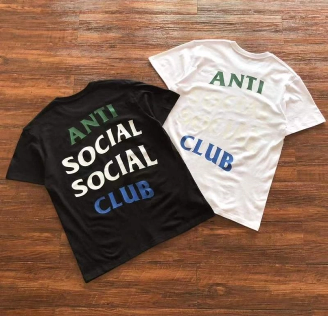 ANTI SOCIAL SOCIAL CLUB T-Shirt