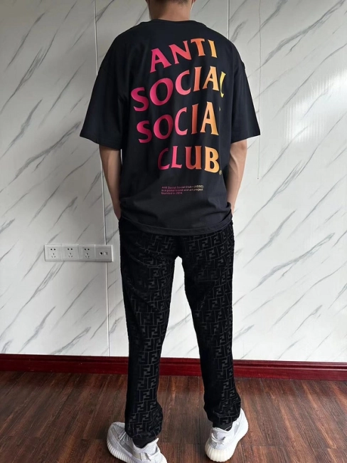 ANTI SOCIAL SOCIAL CLUB T-Shirt