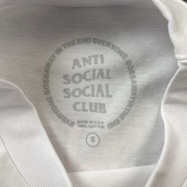 ANTI SOCIAL SOCIAL CLUB T-shirt