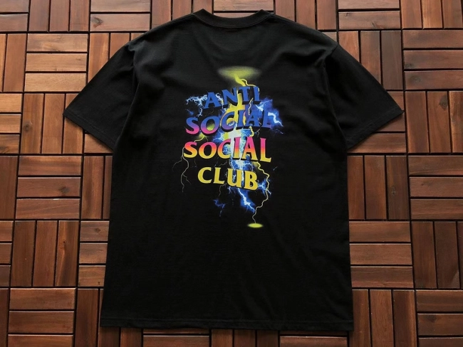 ANTI SOCIAL SOCIAL CLUB T-Shirt