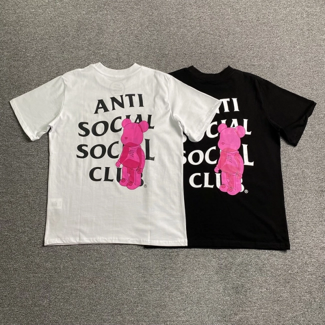 ANTI SOCIAL SOCIAL CLUB T-shirt