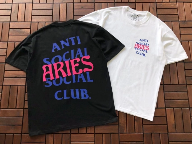 ANTI SOCIAL SOCIAL CLUB T-Shirt