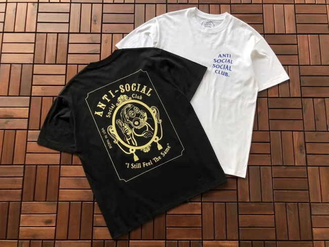 ANTI SOCIAL SOCIAL CLUB T-Shirt