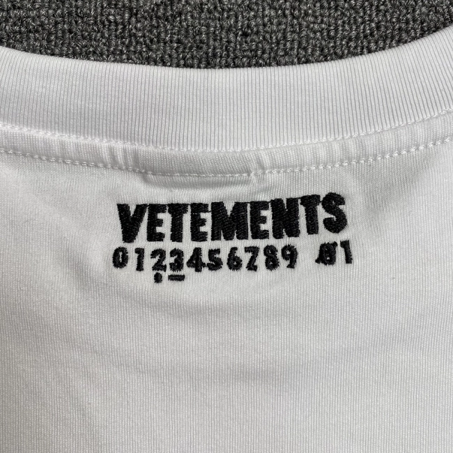 Vetements T-shirt