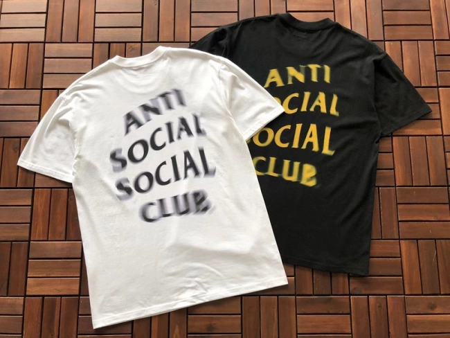 ANTI SOCIAL SOCIAL CLUB T-Shirt